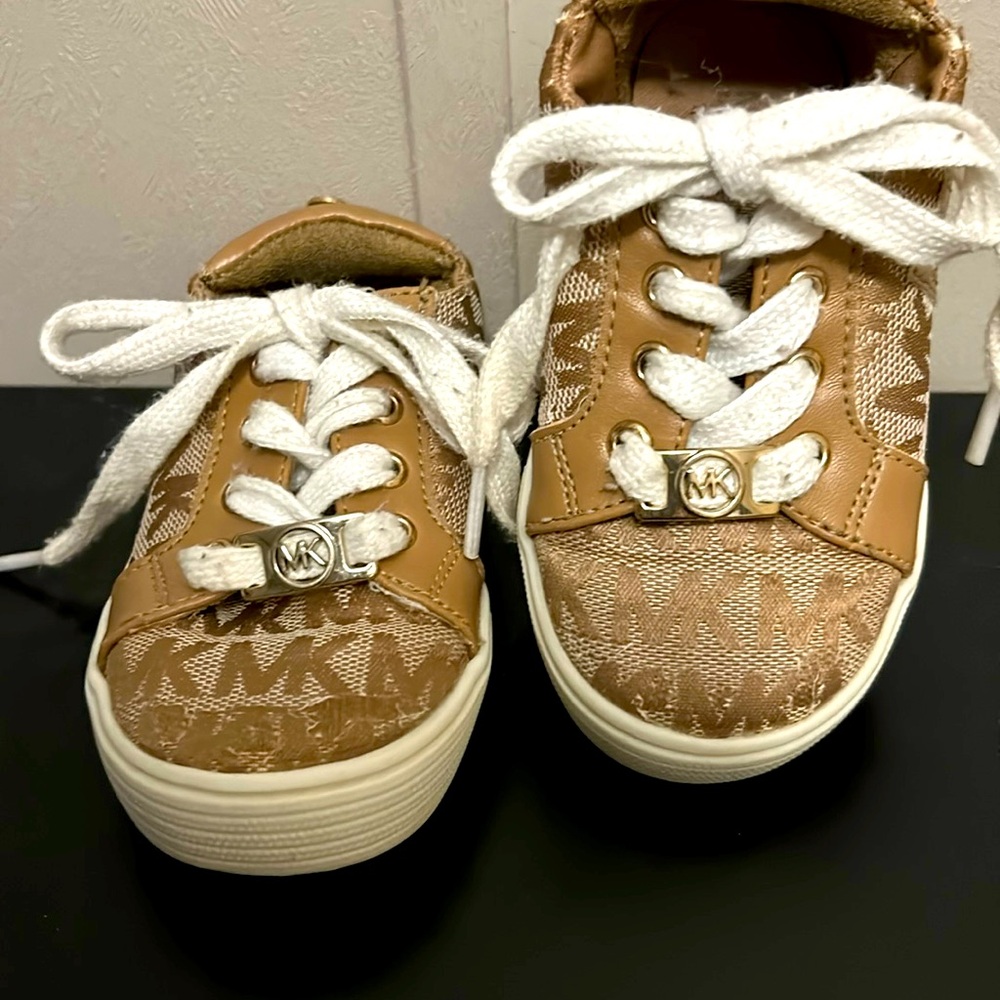 Michael Kors | Toddler Shoes | Child size 6 | used